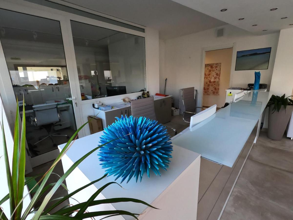 La Contessa Aparthotel Santa Teresa Gallura Bagian luar foto