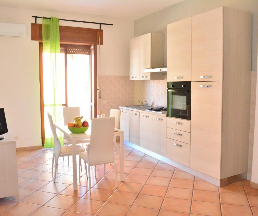 La Contessa Aparthotel Santa Teresa Gallura Bagian luar foto